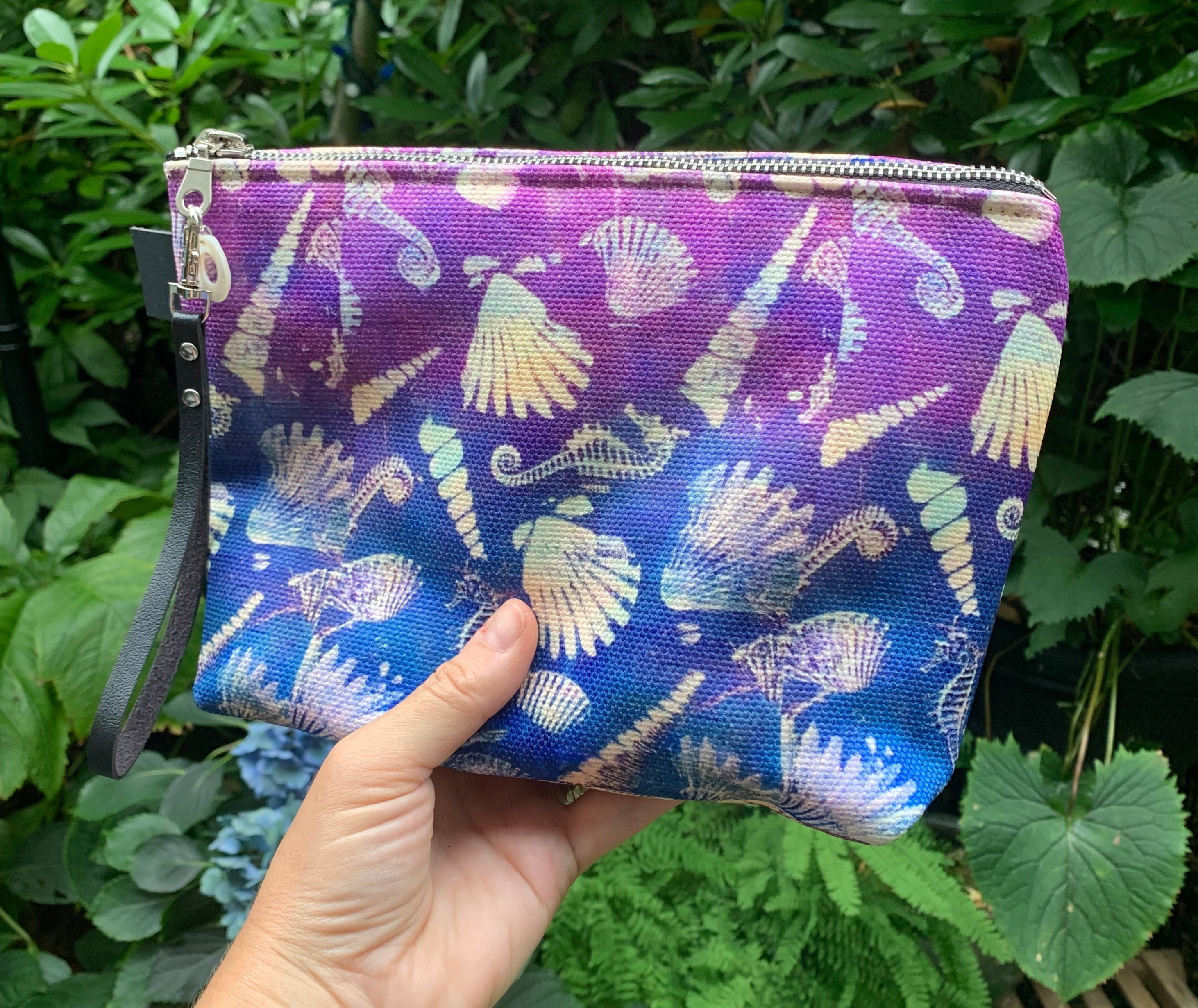 10" Travel Bag - Purple Monoprint Shells