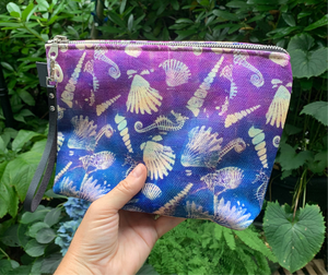 10" Travel Bag - Purple Monoprint Shells