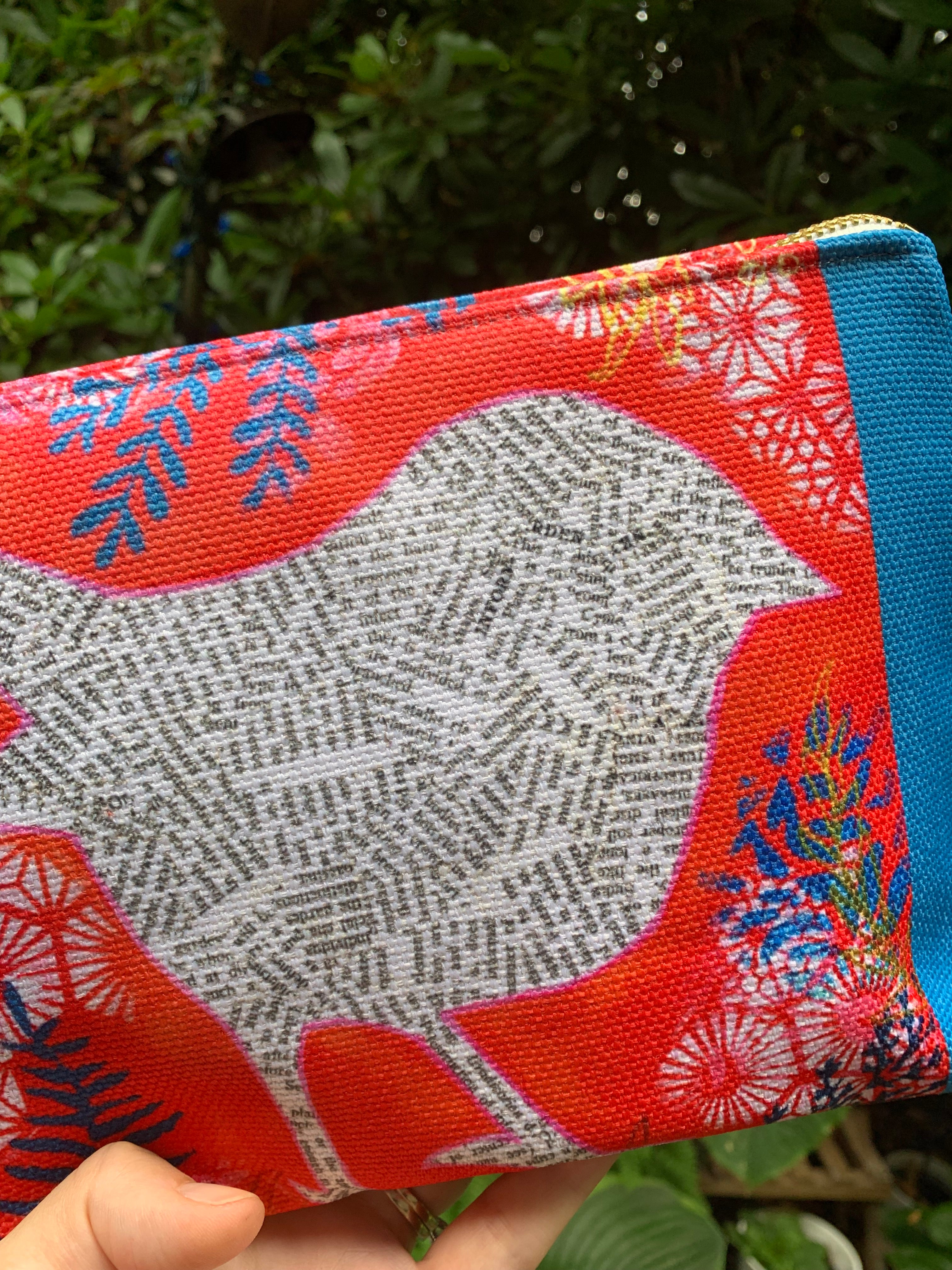 10" Travel Bag - Sparrow with Text