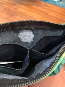 10" Travel Bag - Green Layers